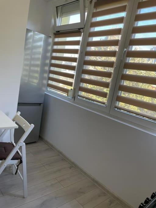 Apartamento Mav Bucarest Exterior foto