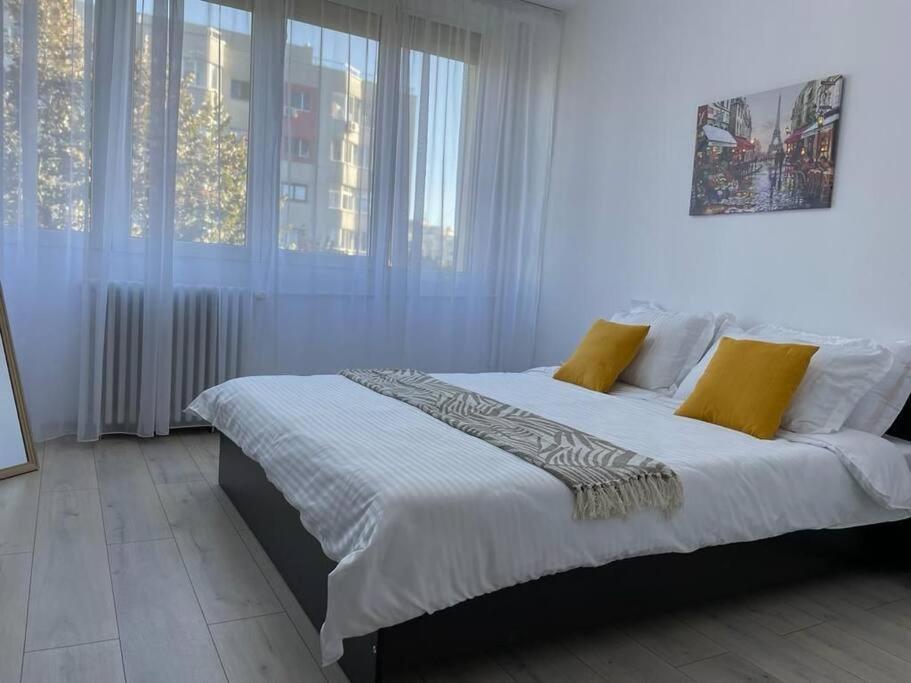 Apartamento Mav Bucarest Exterior foto