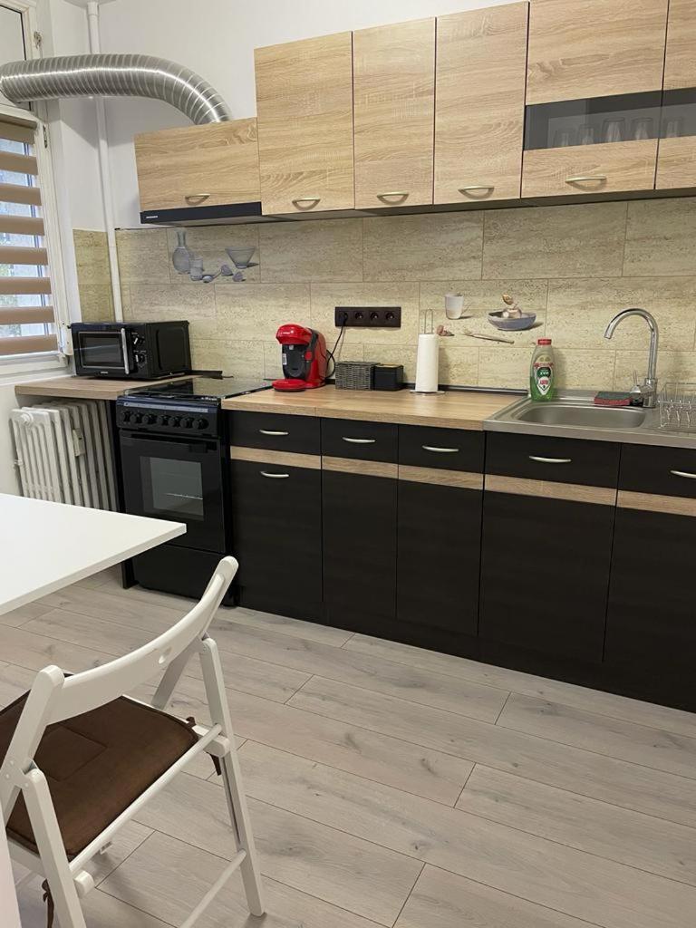 Apartamento Mav Bucarest Exterior foto